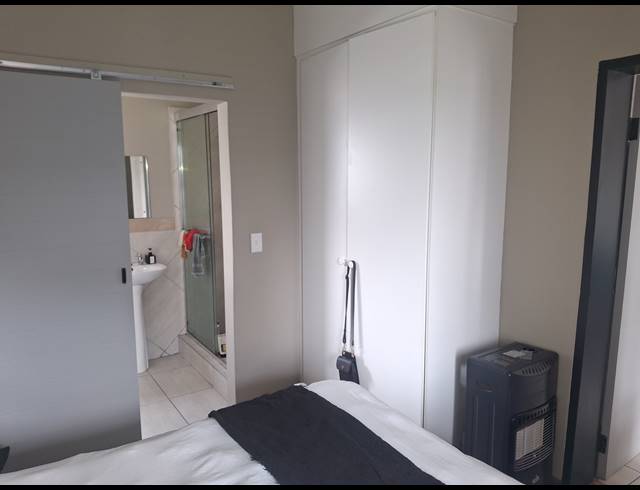 1 BEDROOM APARTMENT FOR SALE IN GLEN AUSTIN AH
